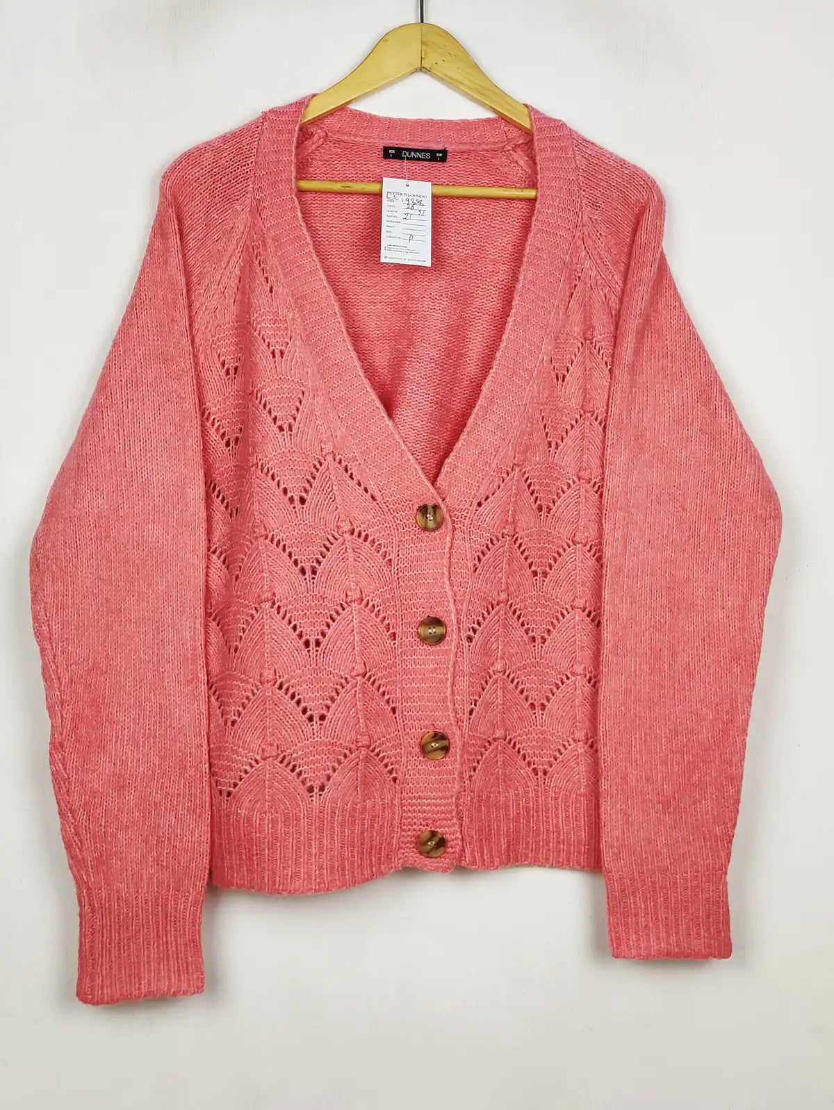 Buy online pre-used pre-loved 100% authentic & Original branded Dunnes Stores (LS-19258) available in Pakistan. Top international brands avilable.