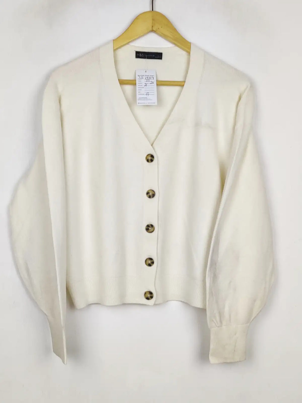Buy online pre-used pre-loved 100% authentic & Original branded Marks & Spencer (LS-19259) available in Pakistan. Top international brands avilable.
