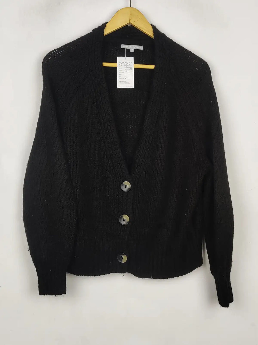 Buy online pre-used pre-loved 100% authentic & Original branded Oliver Bonas (LS-19261) available in Pakistan. Top international brands avilable.