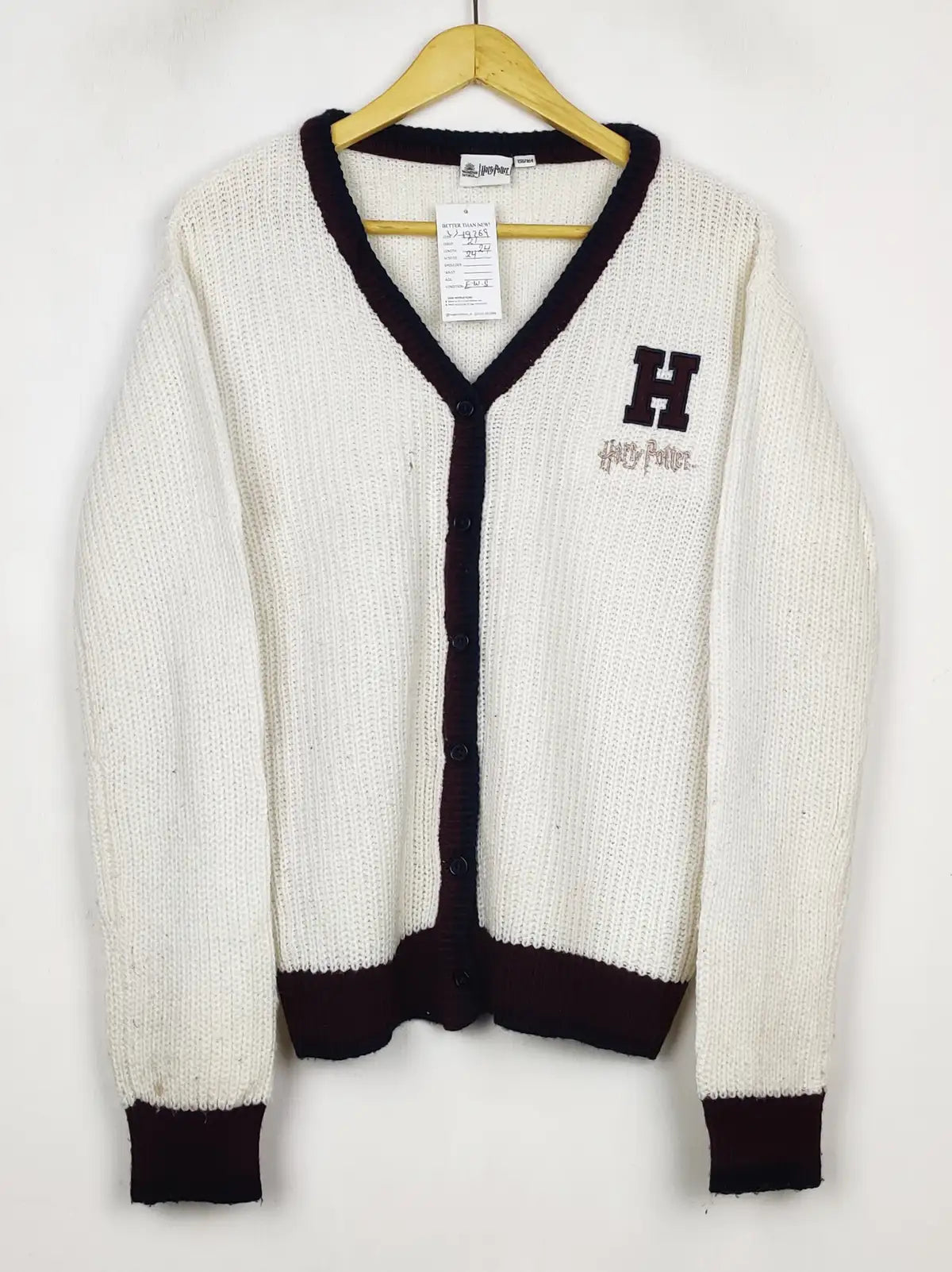 Buy online pre-used pre-loved 100% authentic & Original branded Harry Potter (LS-19269) available in Pakistan. Top international brands avilable.