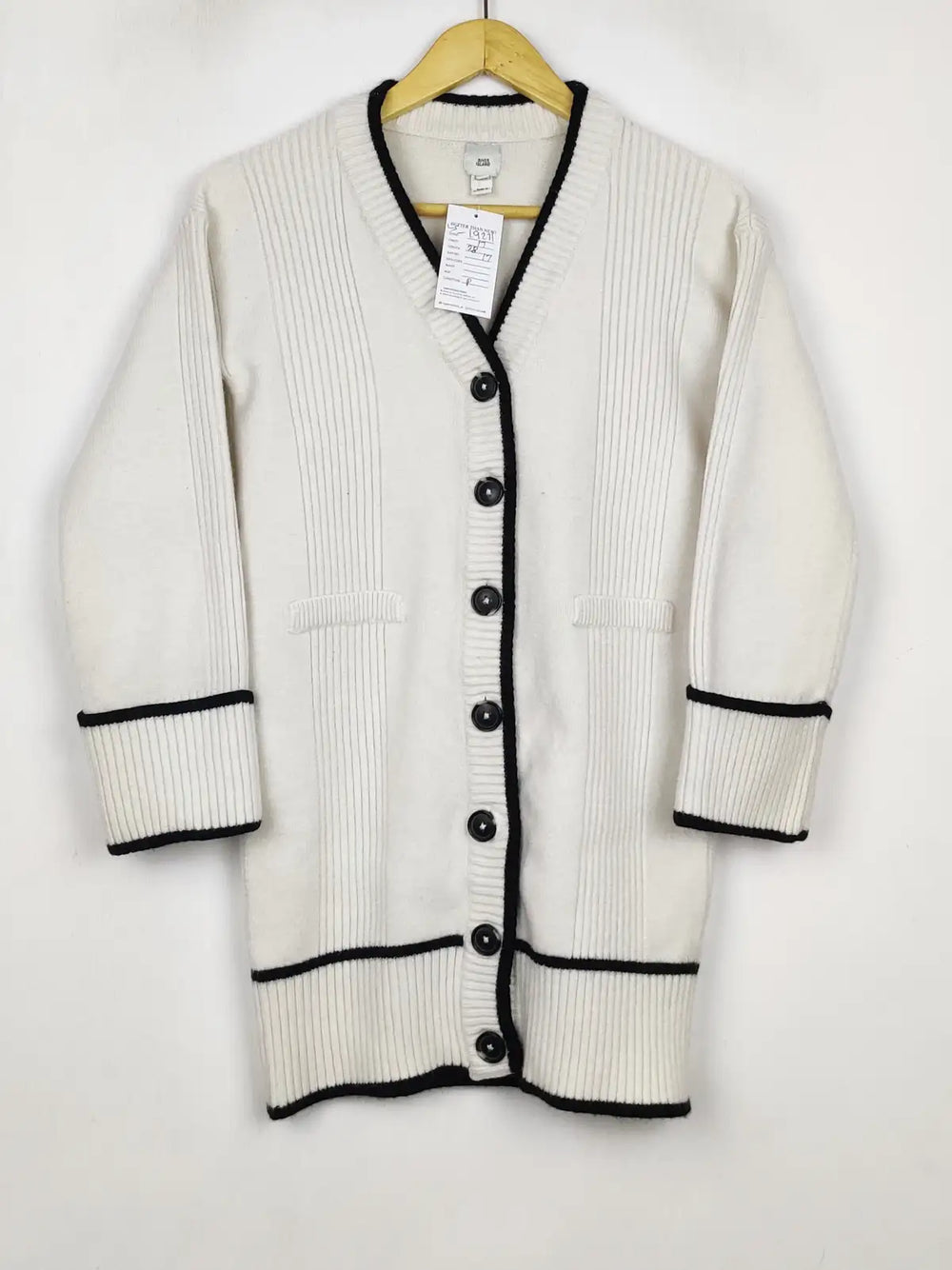 Buy online pre-used pre-loved 100% authentic & Original branded River Island (LS-19271) available in Pakistan. Top international brands avilable.
