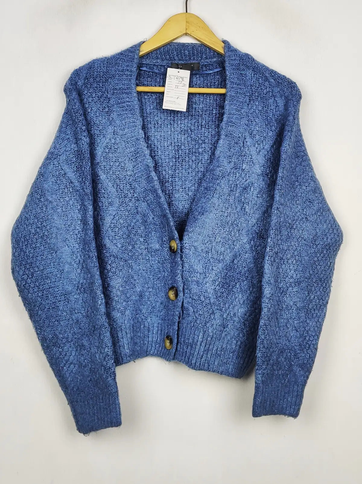 Buy online pre-used pre-loved 100% authentic & Original branded Primark (LS-19272) available in Pakistan. Top international brands avilable.