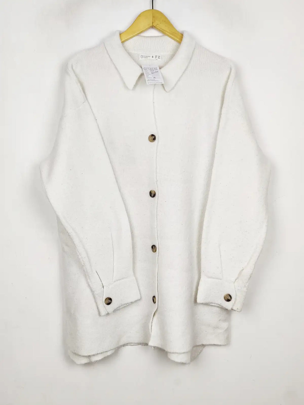 Buy online pre-used pre-loved 100% authentic & Original branded Primark (LS-19290) available in Pakistan. Top international brands avilable.