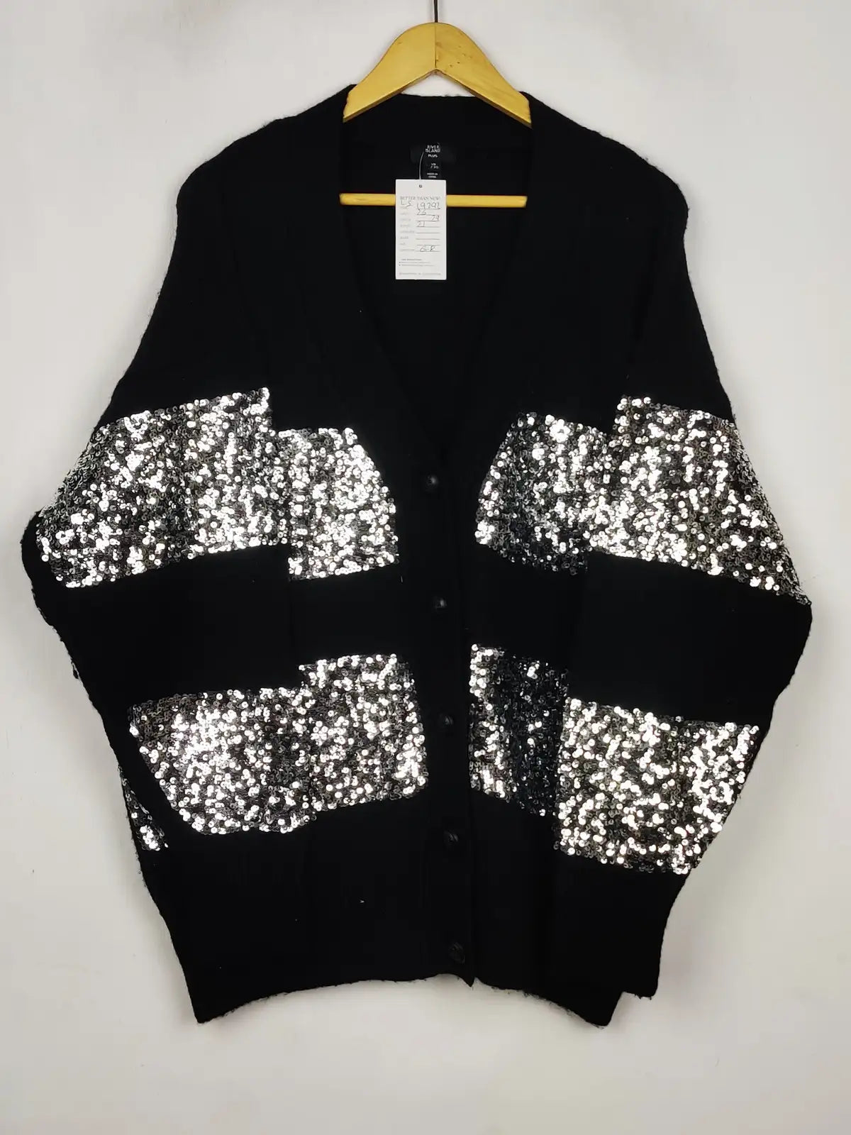 Buy online pre-used pre-loved 100% authentic & Original branded River Island (LS-19292) available in Pakistan. Top international brands avilable.