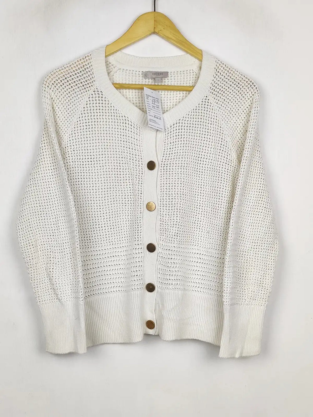Buy online pre-used pre-loved 100% authentic & Original branded Hobbs (LS-19295) available in Pakistan. Top international brands avilable.
