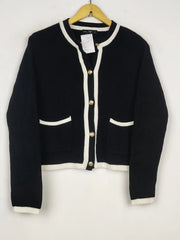 Buy online pre-used pre-loved 100% authentic & Original branded F&F (LS-19309) available in Pakistan. Top international brands avilable.