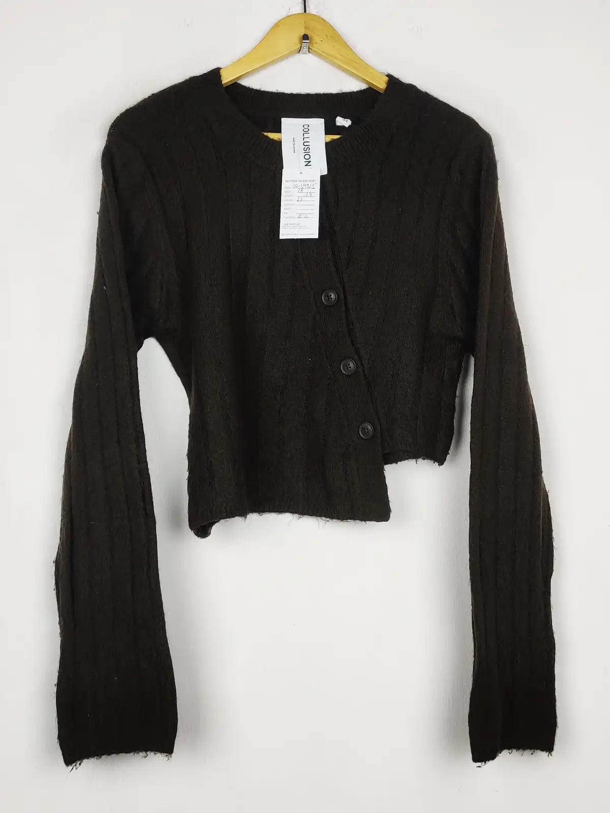 Buy online pre-used pre-loved 100% authentic & Original branded Collusion (LS-19315) available in Pakistan. Top international brands avilable.