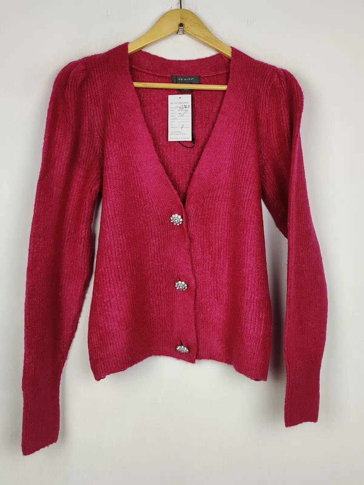 Buy online pre-used pre-loved 100% authentic & Original branded Primark (LS-19322) available in Pakistan. Top international brands avilable.