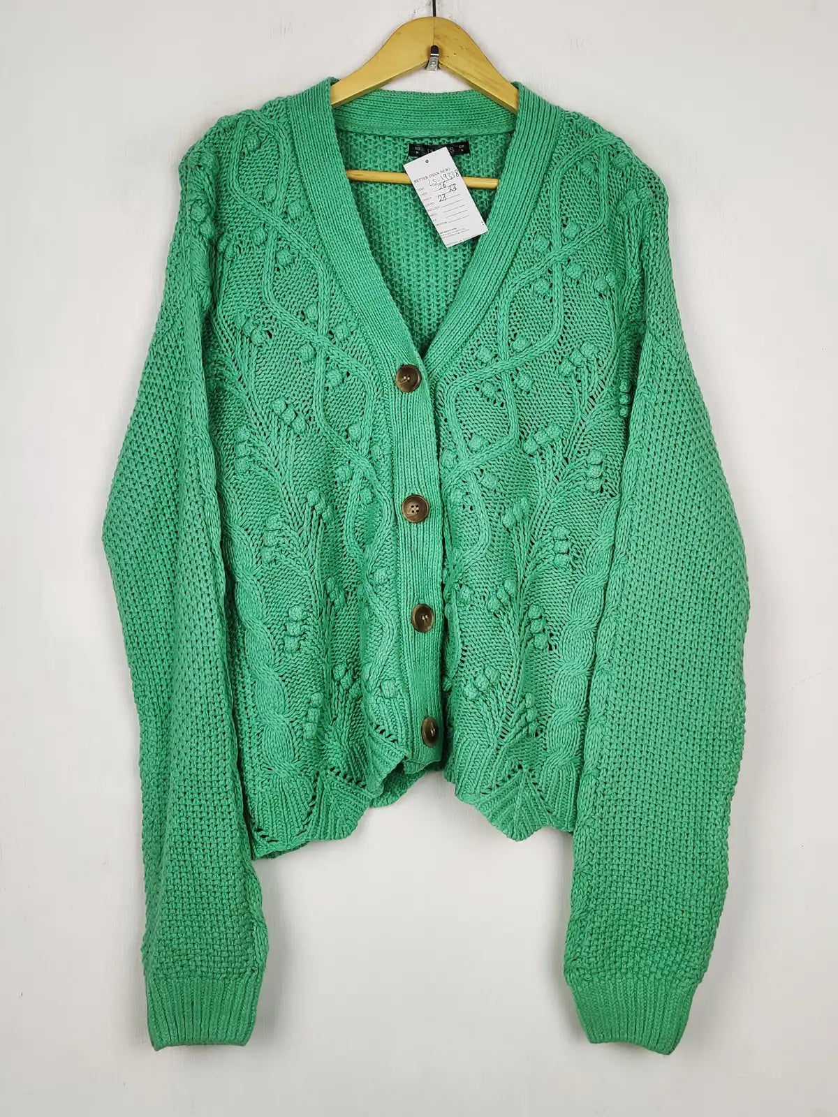 Buy online pre-used pre-loved 100% authentic & Original branded Dunnes Stores (LS-19338) available in Pakistan. Top international brands avilable.