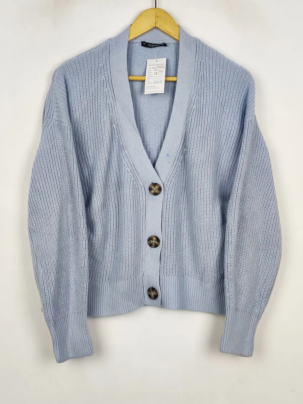 Buy online pre-used pre-loved 100% authentic & Original branded Dunnes Stores (LS-19372) available in Pakistan. Top international brands avilable.