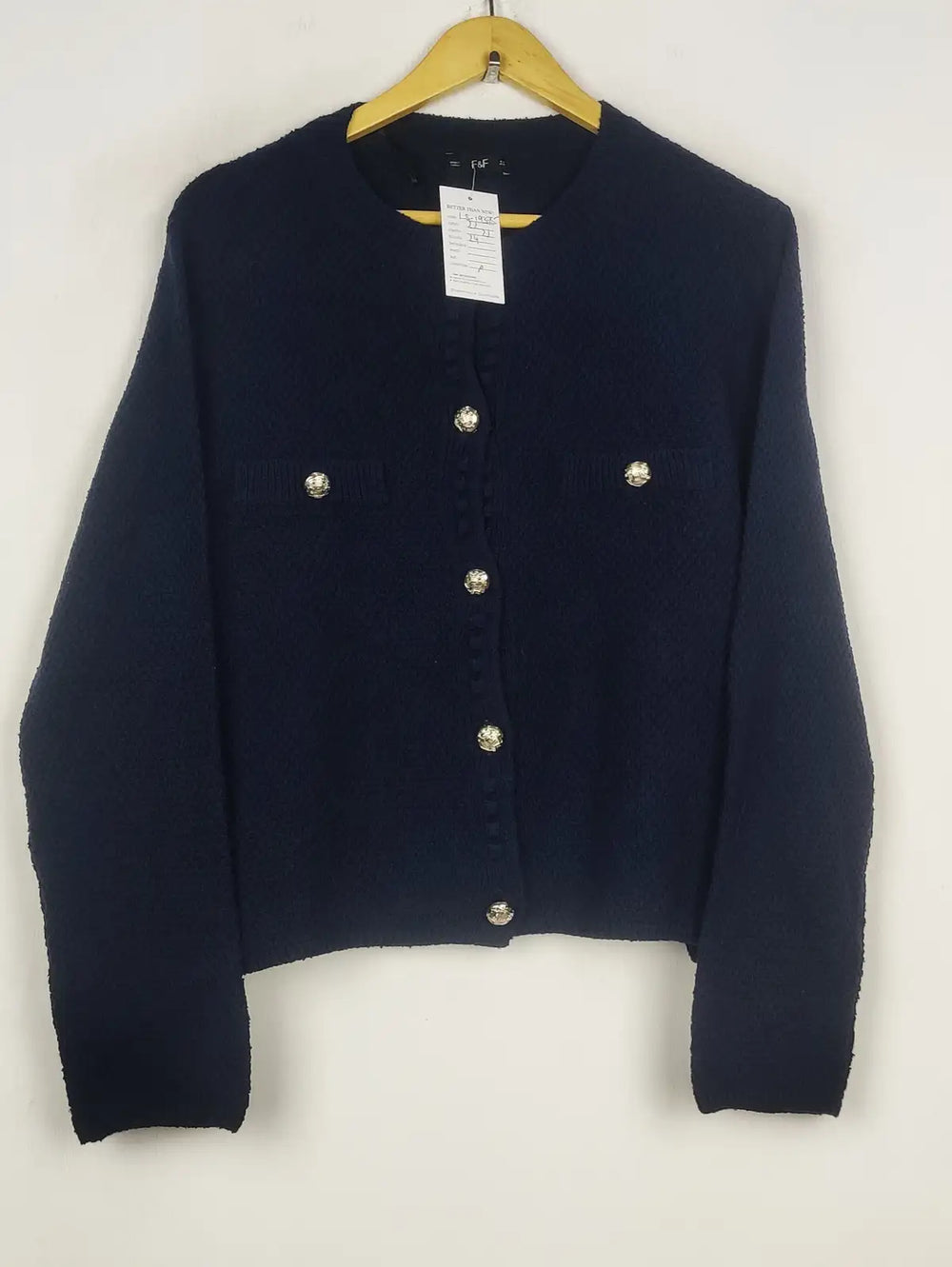 Buy online pre-used pre-loved 100% authentic & Original branded F&F (LS-19375) available in Pakistan. Top international brands avilable.