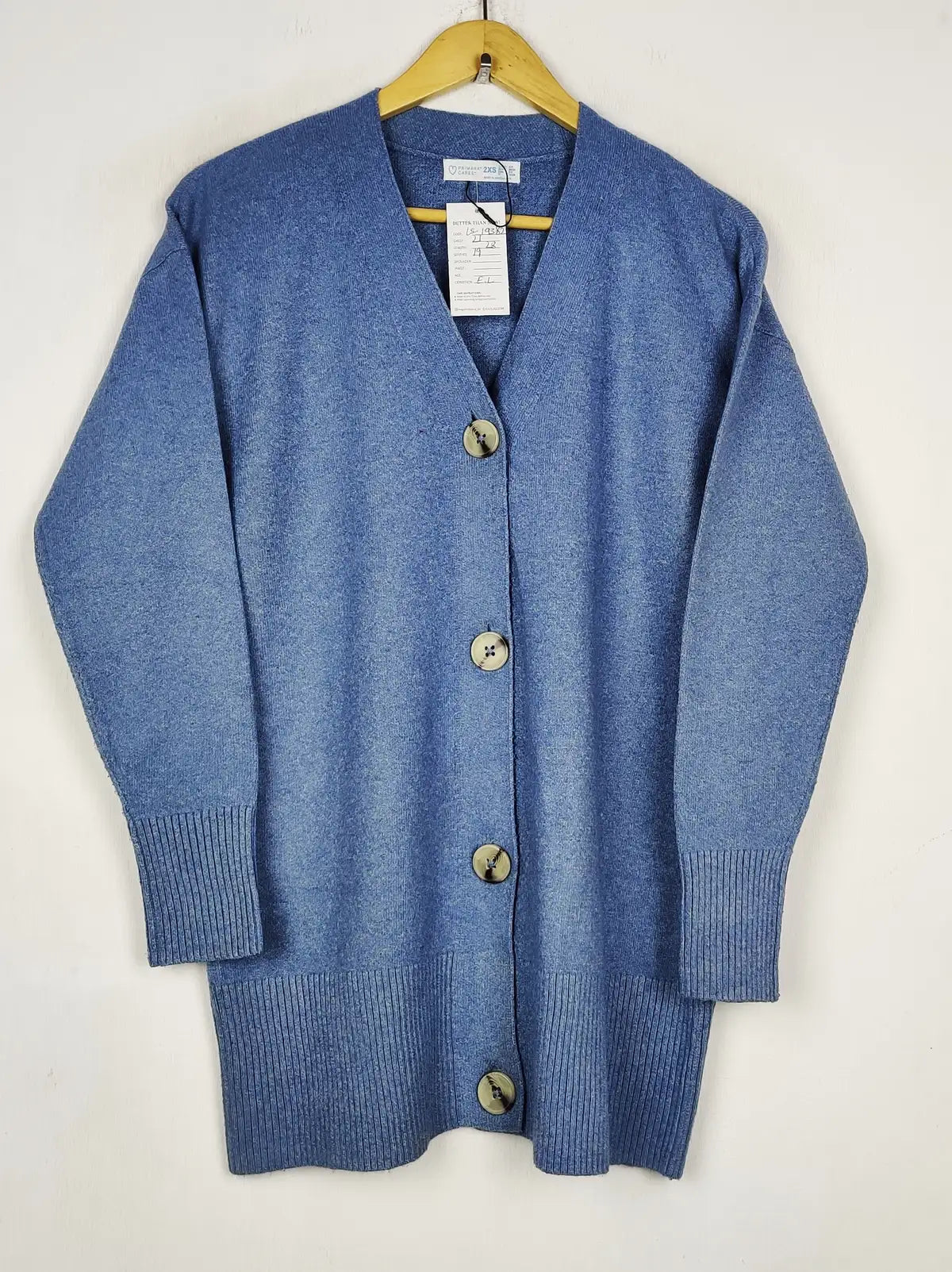 Buy online pre-used pre-loved 100% authentic & Original branded Primark (LS-19382) available in Pakistan. Top international brands avilable.