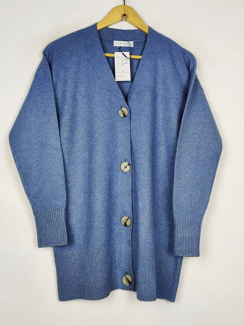 Buy online pre-used pre-loved 100% authentic & Original branded Primark (LS-19382) available in Pakistan. Top international brands avilable.