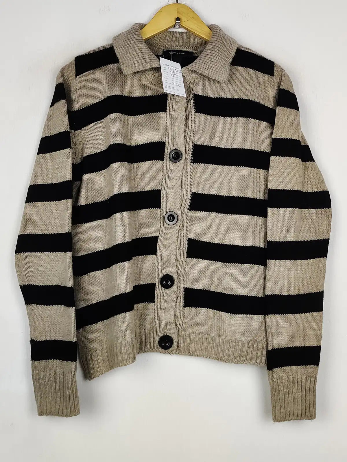 Buy online pre-used pre-loved 100% authentic & Original branded New Look (LS-19385) available in Pakistan. Top international brands avilable.