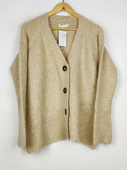 Buy online pre-used pre-loved 100% authentic & Original branded Primark (LS-19388) available in Pakistan. Top international brands avilable.