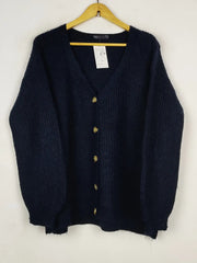 Buy online pre-used pre-loved 100% authentic & Original branded Marks & Spencer (LS-19399) available in Pakistan. Top international brands avilable.