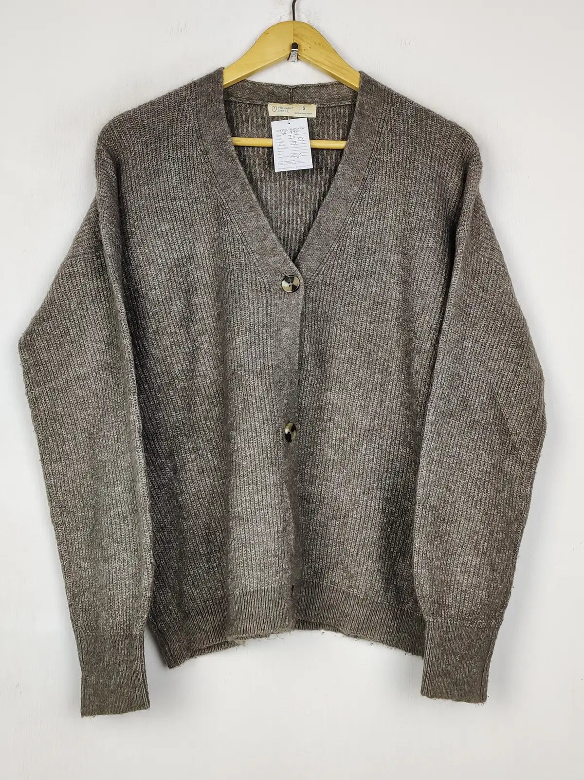 Buy online pre-used pre-loved 100% authentic & Original branded Primark (LS-19450) available in Pakistan. Top international brands avilable.