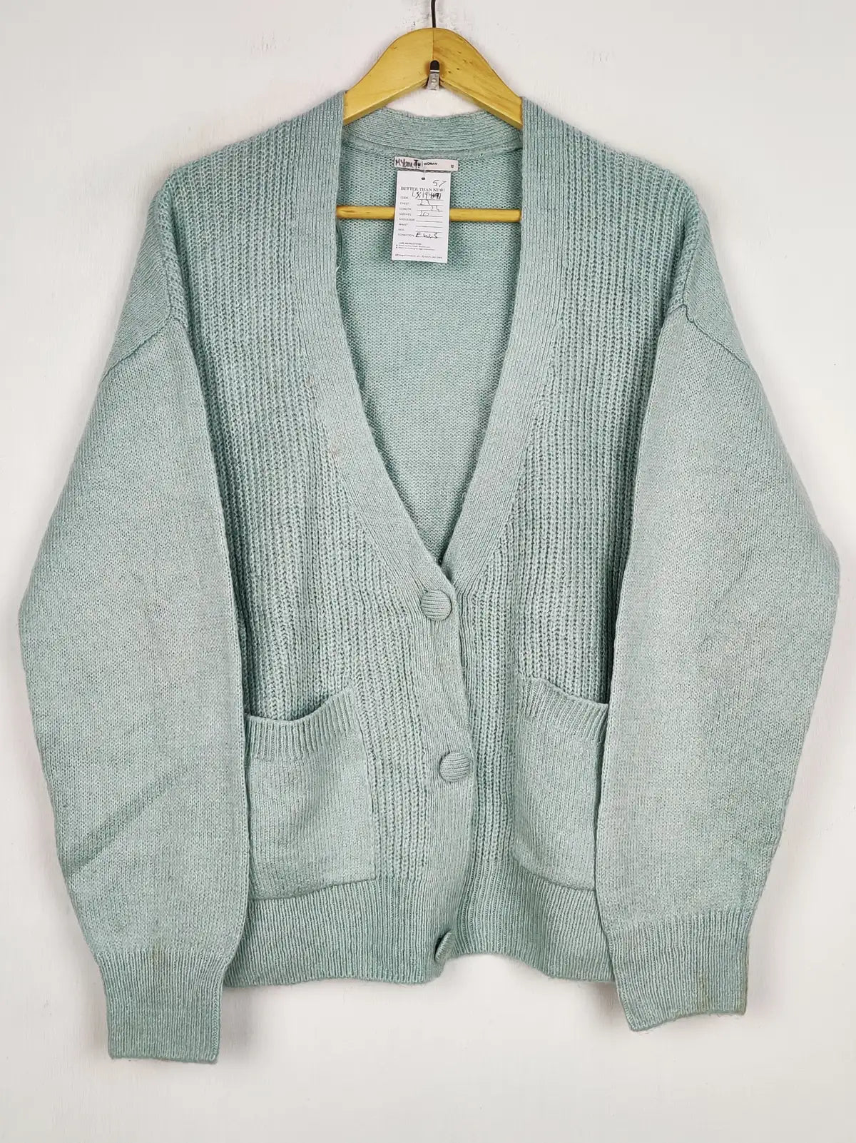 Buy online pre-used pre-loved 100% authentic & Original branded Tu (LS-19457) available in Pakistan. Top international brands avilable.