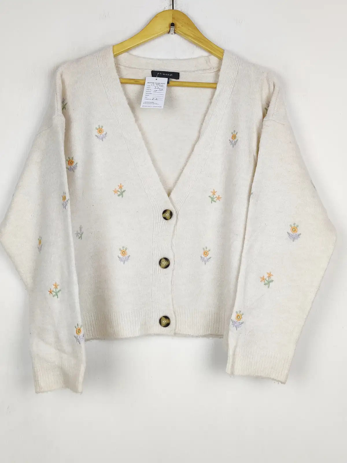 Buy online pre-used pre-loved 100% authentic & Original branded Primark (LS-19462) available in Pakistan. Top international brands avilable.