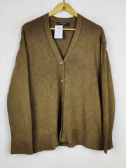 Buy online pre-used pre-loved 100% authentic & Original branded Primark (LS-19463) available in Pakistan. Top international brands avilable.