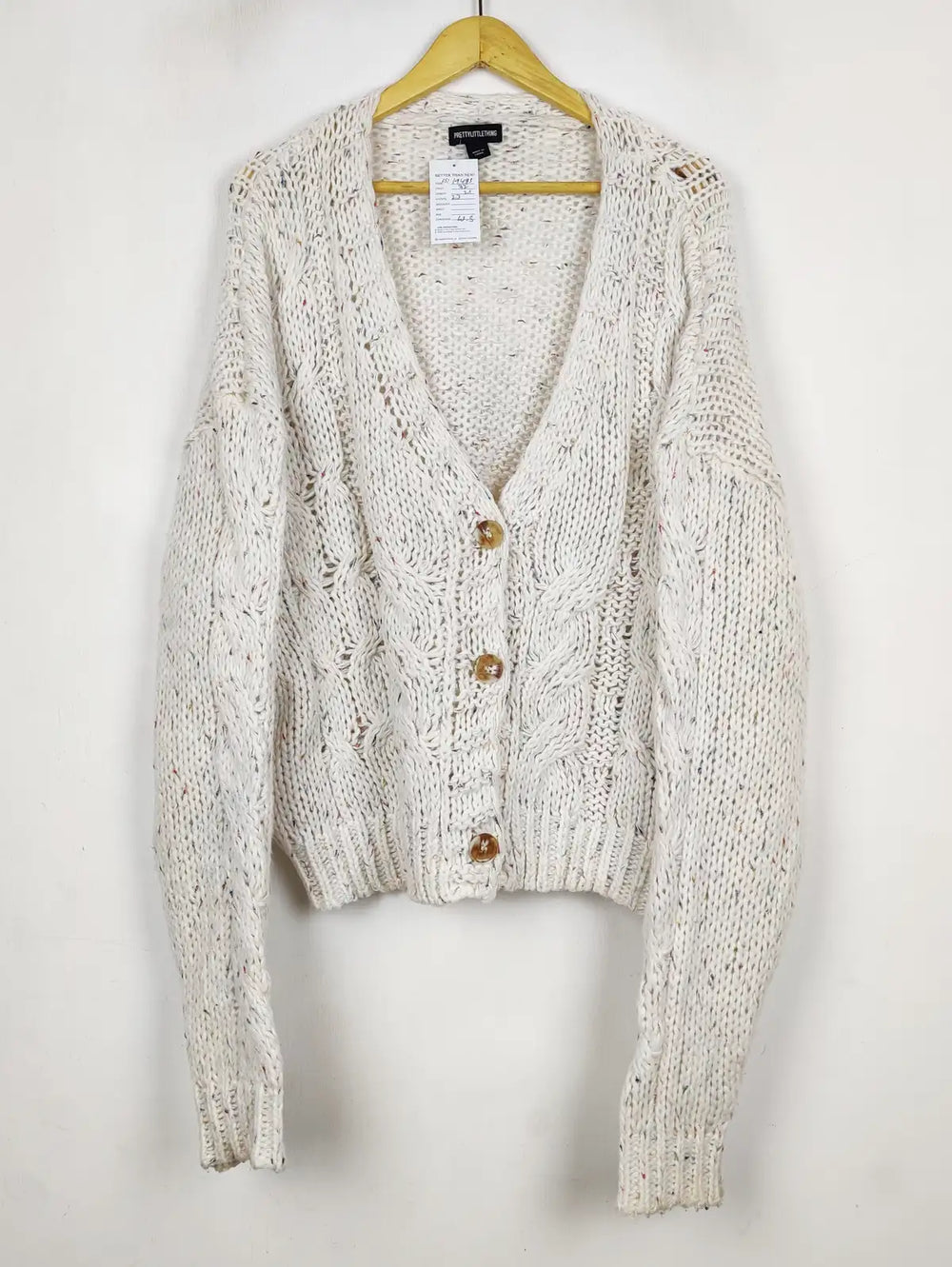 Buy online pre-used pre-loved 100% authentic & Original branded Prettylittlething (LS-19493) available in Pakistan. Top international brands avilable.