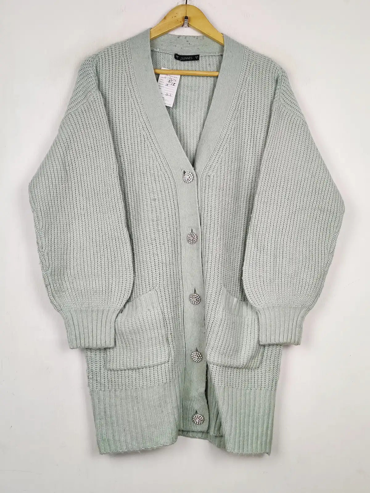 Buy online pre-used pre-loved 100% authentic & Original branded Dunnes Stores (LS-19534) available in Pakistan. Top international brands avilable.