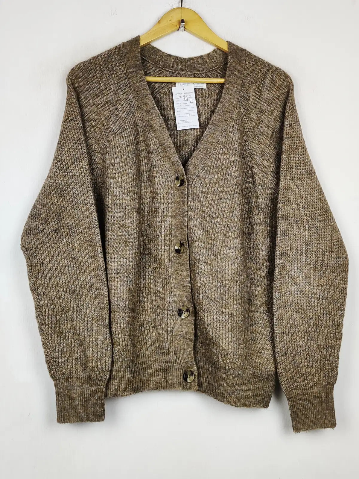 Buy online pre-used pre-loved 100% authentic & Original branded Primark (LS-19539) available in Pakistan. Top international brands avilable.