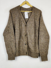 Buy online pre-used pre-loved 100% authentic & Original branded Primark (LS-19539) available in Pakistan. Top international brands avilable.