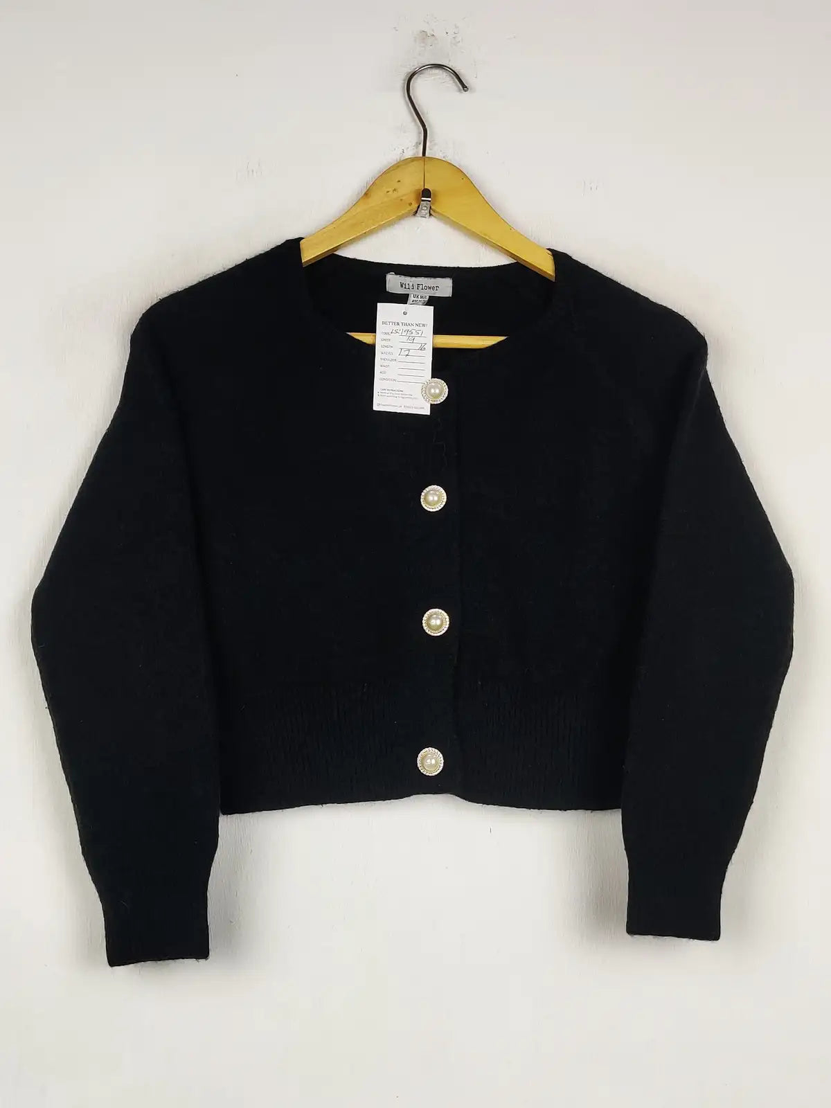 Buy online pre-used pre-loved 100% authentic & Original branded Wild Flower (LS-19551) available in Pakistan. Top international brands avilable.