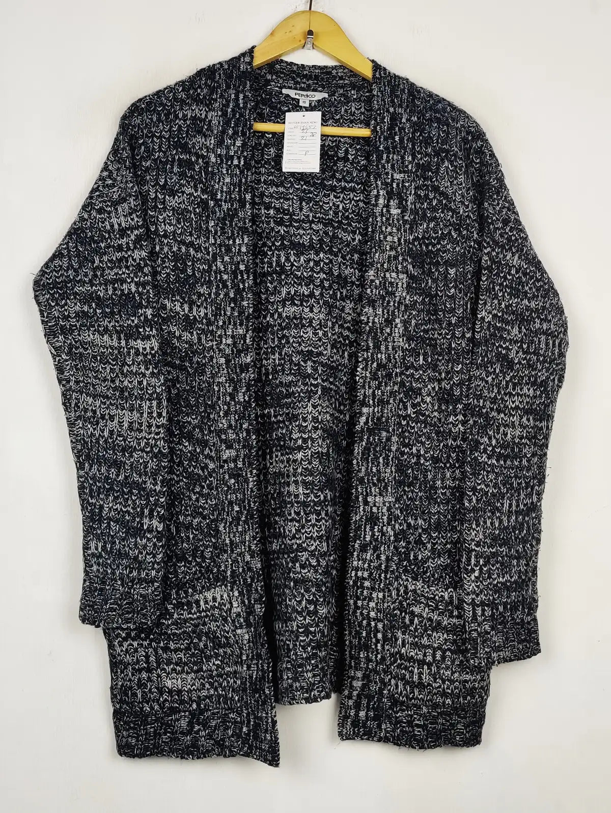 Buy online pre-used pre-loved 100% authentic & Original branded Pep&Co (LS-19553) available in Pakistan. Top international brands avilable.