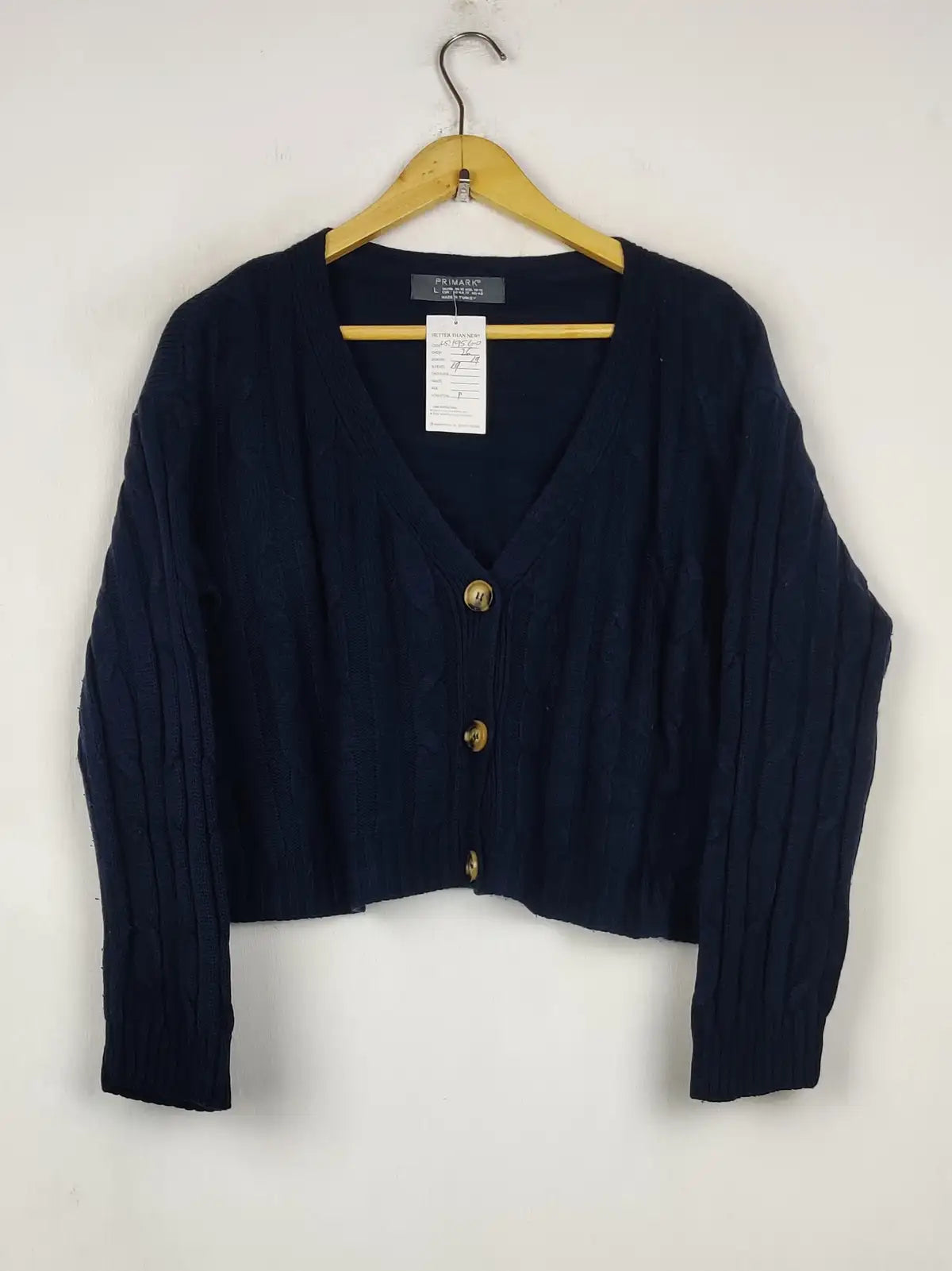 Buy online pre-used pre-loved 100% authentic & Original branded Primark (LS-19560) available in Pakistan. Top international brands avilable.