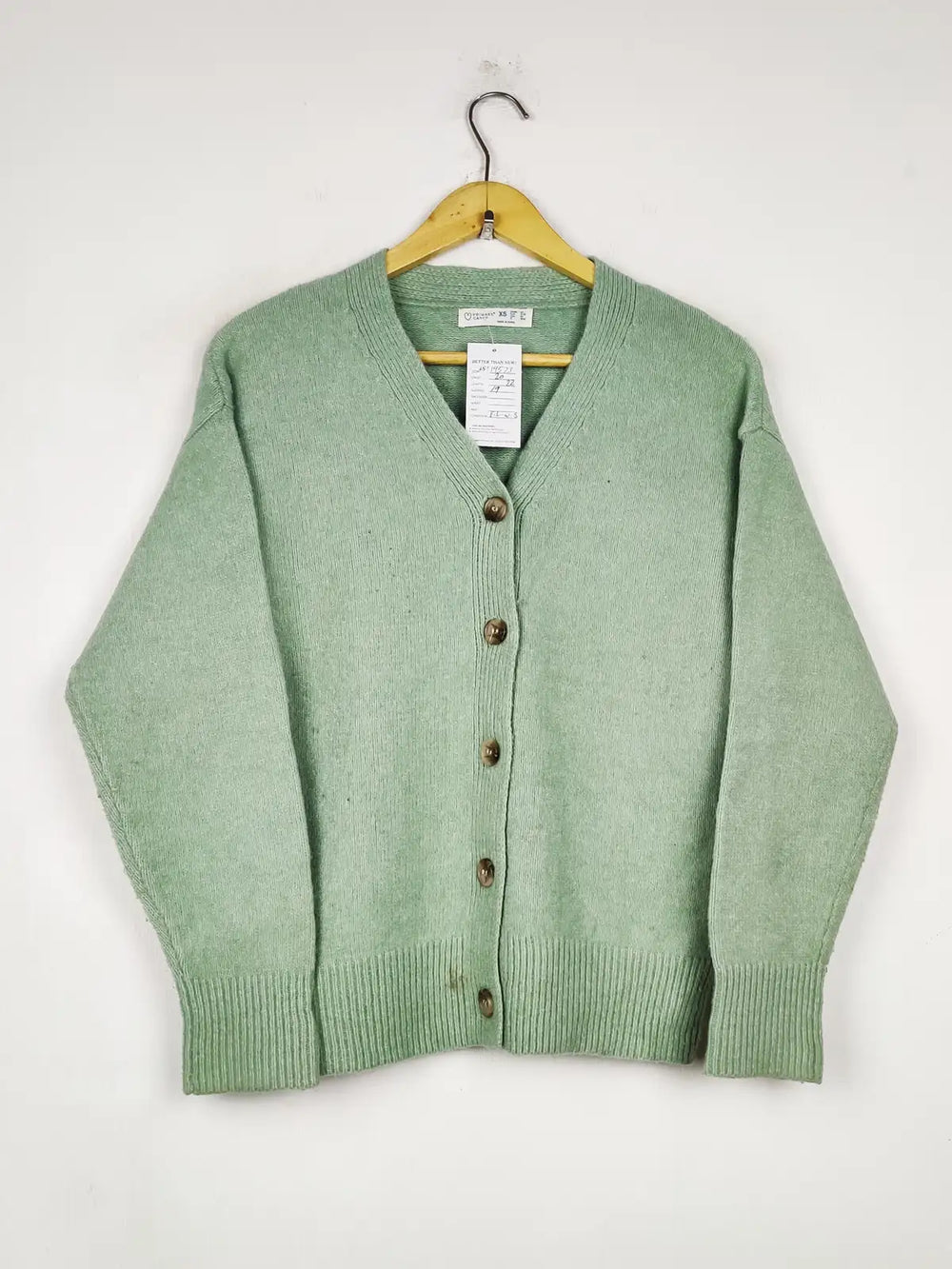 Buy online pre-used pre-loved 100% authentic & Original branded Primark (LS-19573) available in Pakistan. Top international brands avilable.