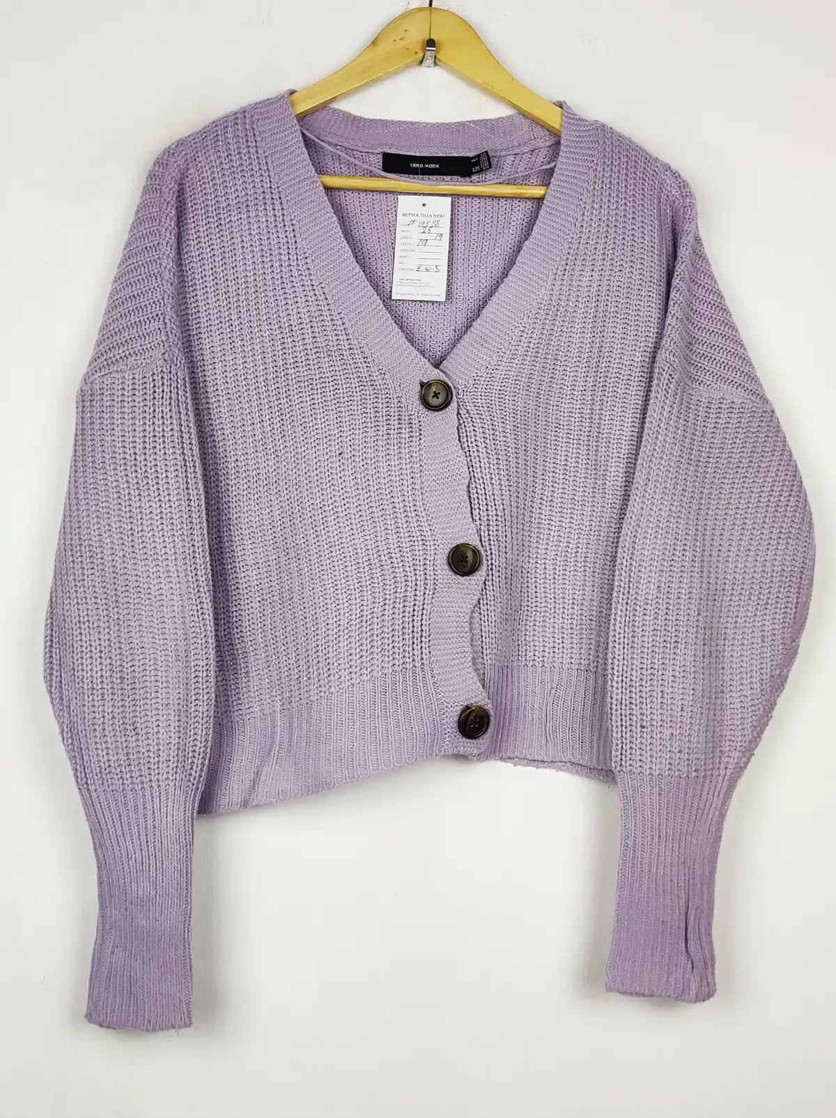 Buy online pre-used pre-loved 100% authentic & Original branded Vero Moda (LS-19588) available in Pakistan. Top international brands avilable.