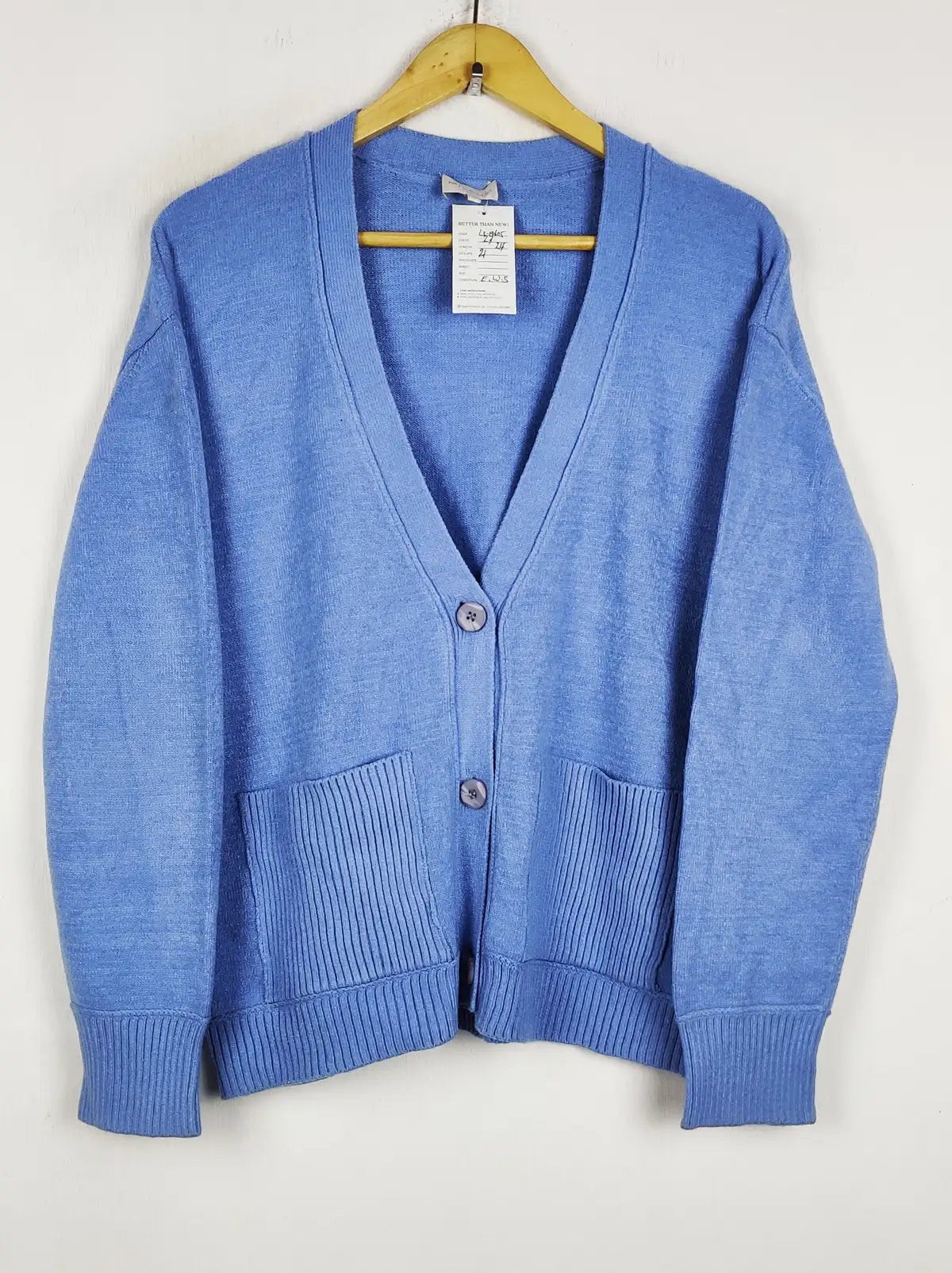 Buy online pre-used pre-loved 100% authentic & Original branded Milano (LS-19605) available in Pakistan. Top international brands avilable.