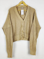 Buy online pre-used pre-loved 100% authentic & Original branded Stradivarius (LS-19612) available in Pakistan. Top international brands avilable.