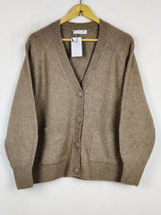 Buy online pre-used pre-loved 100% authentic & Original branded Primark (LS-19613) available in Pakistan. Top international brands avilable.