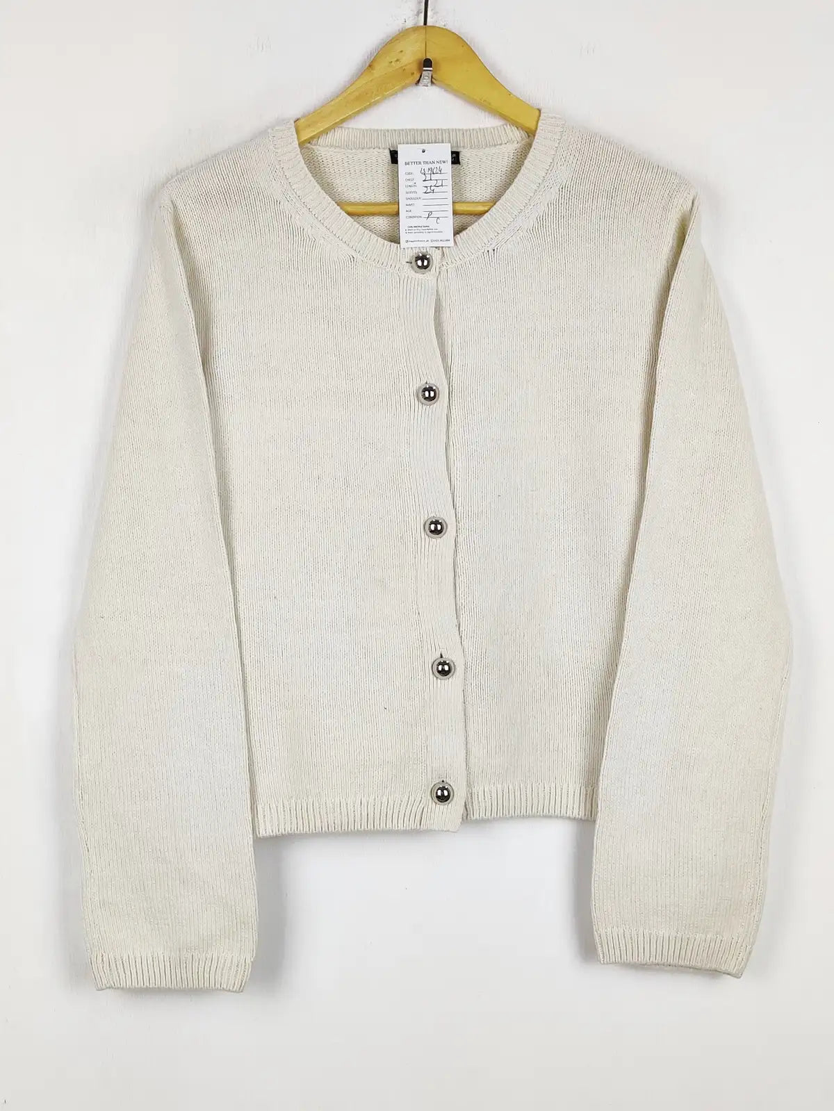 Buy online pre-used pre-loved 100% authentic & Original branded Dunnes Stores (LS-19624) available in Pakistan. Top international brands avilable.