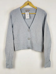Buy online pre-used pre-loved 100% authentic & Original branded H&M (LS-19653) available in Pakistan. Top international brands avilable.