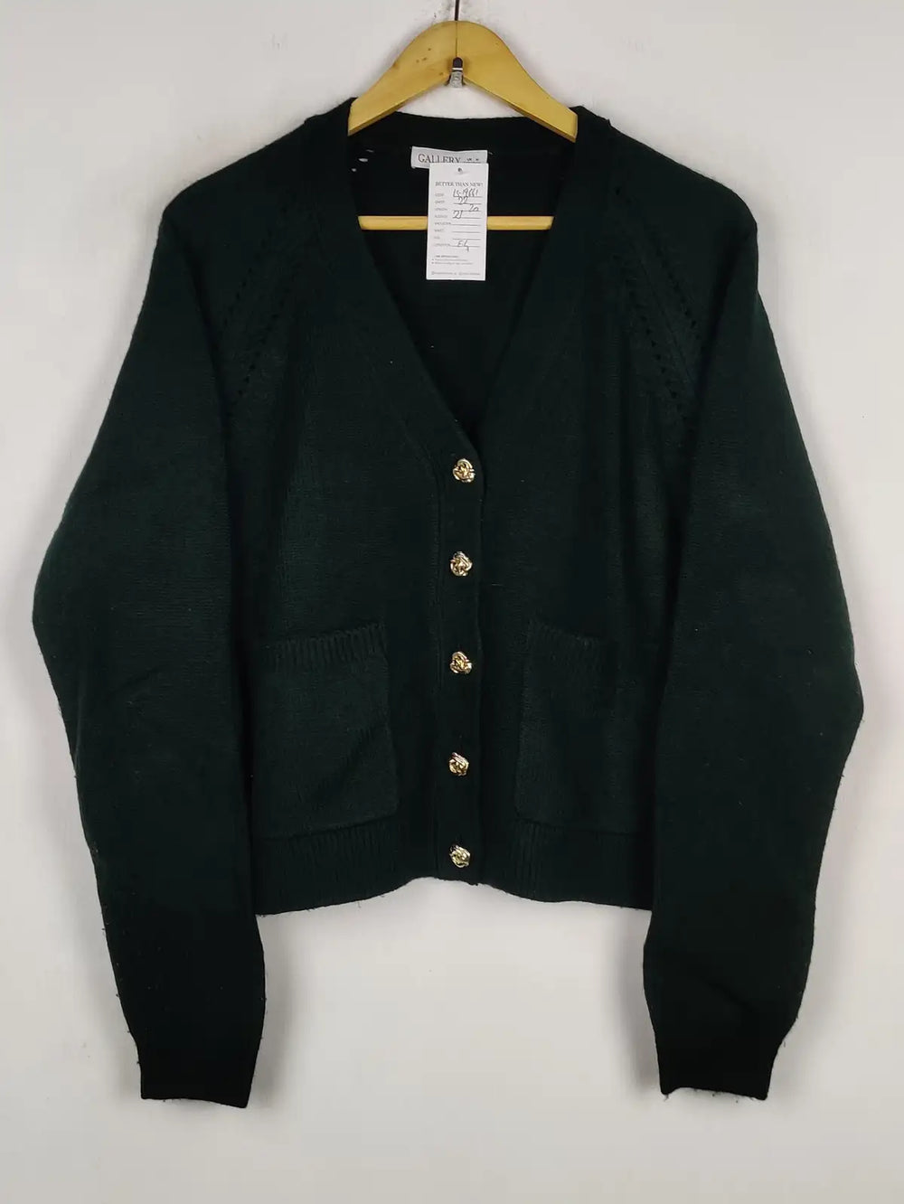 Buy online pre-used pre-loved 100% authentic & Original branded Gallery (LS-19661) available in Pakistan. Top international brands avilable.