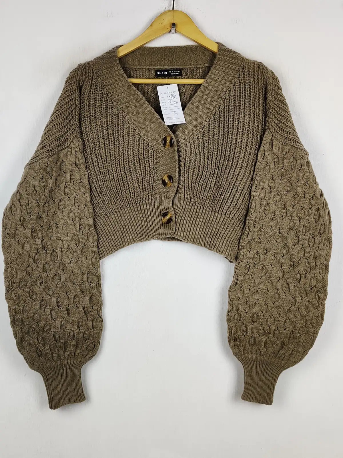 Buy online pre-used pre-loved 100% authentic & Original branded Shein (LS-19673) available in Pakistan. Top international brands avilable.