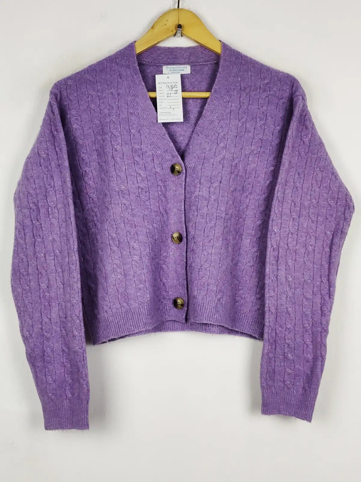 Buy online pre-used pre-loved 100% authentic & Original branded Primark (LS-19683) available in Pakistan. Top international brands avilable.