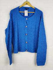 Buy online pre-used pre-loved 100% authentic & Original branded Roman (LS-19688) available in Pakistan. Top international brands avilable.