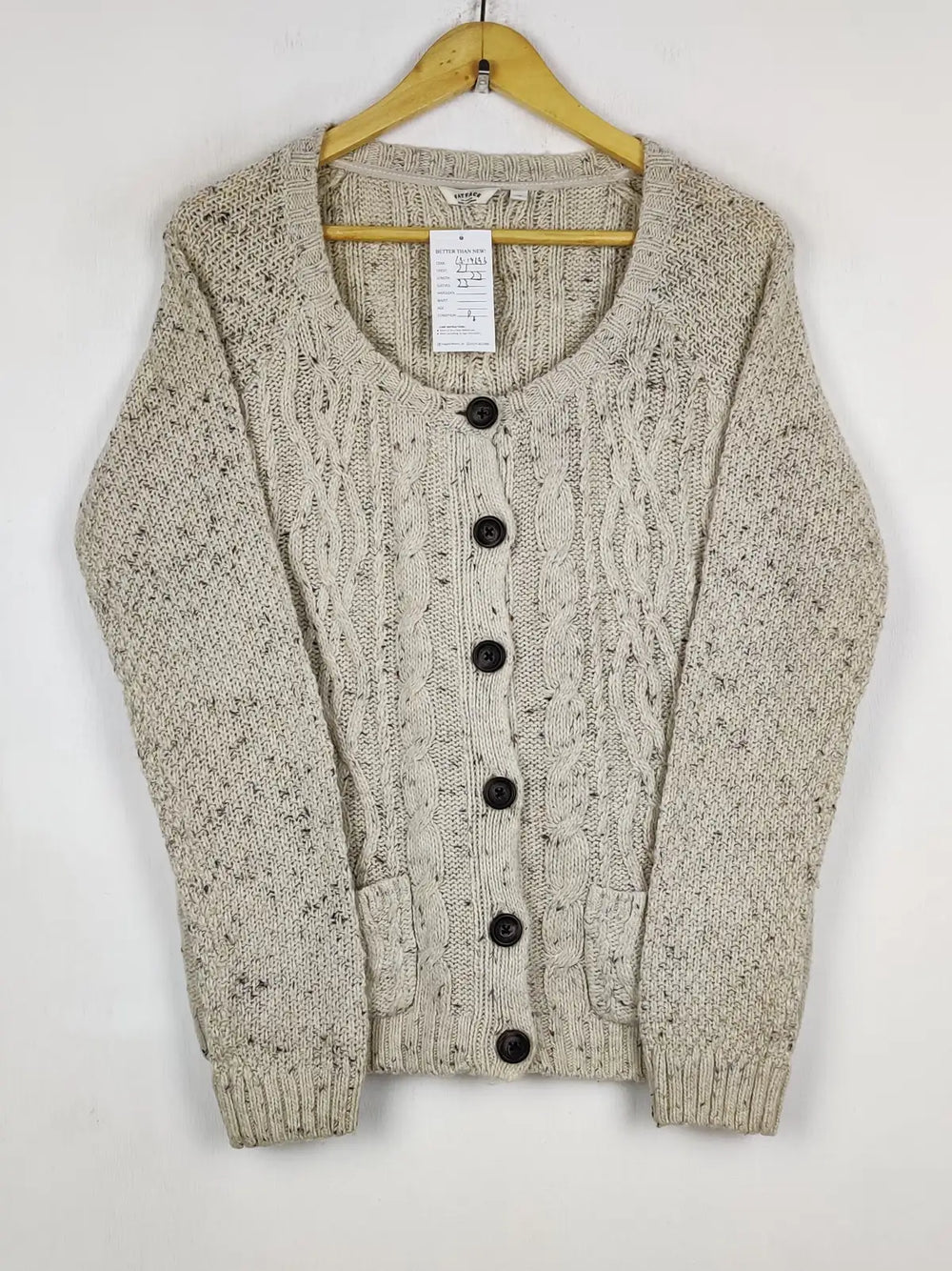 Buy online pre-used pre-loved 100% authentic & Original branded Fatface (LS-19696) available in Pakistan. Top international brands avilable.
