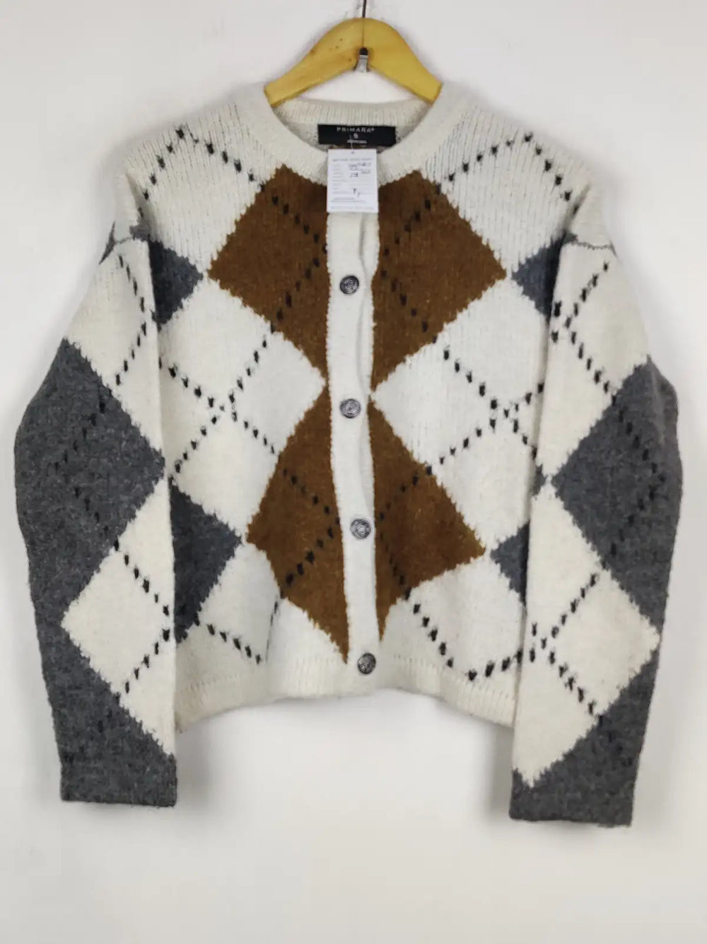 Buy online pre-used pre-loved 100% authentic & Original branded Primark (LS-19697) available in Pakistan. Top international brands avilable.