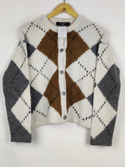 Buy online pre-used pre-loved 100% authentic & Original branded Primark (LS-19697) available in Pakistan. Top international brands avilable.