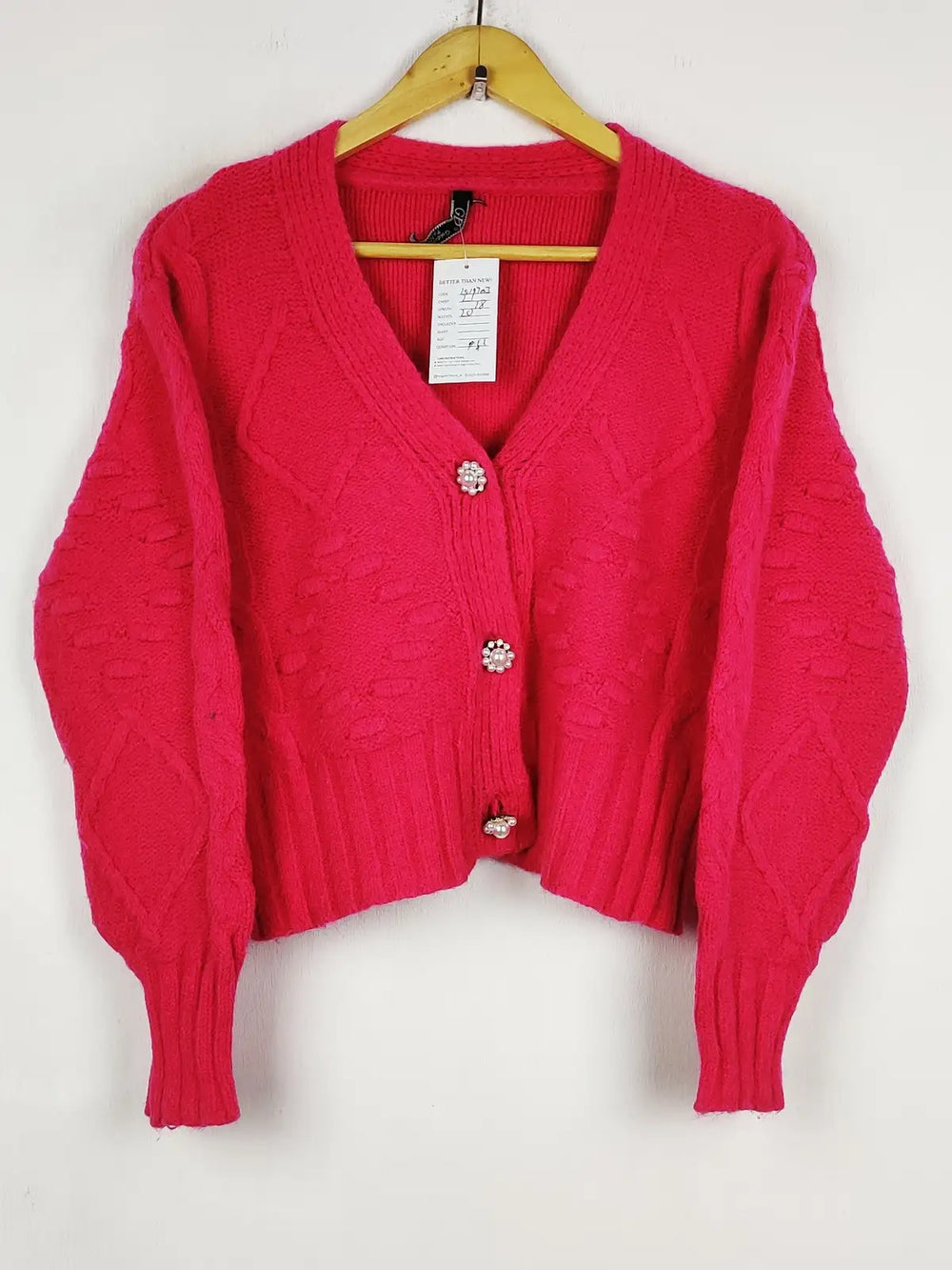 Buy online pre-used pre-loved 100% authentic & Original branded Gd (LS-19703) available in Pakistan. Top international brands avilable.