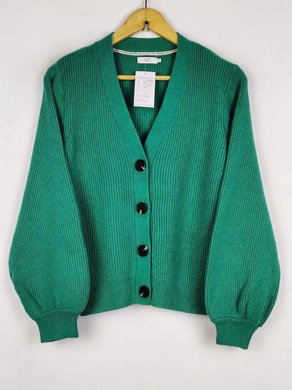 Buy online pre-used pre-loved 100% authentic & Original branded Cotton Traders (LS-19720) available in Pakistan. Top international brands avilable.
