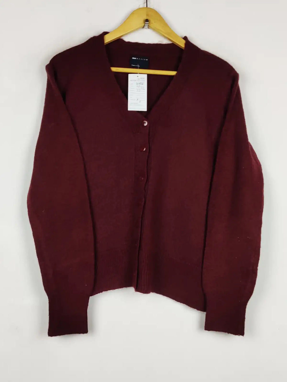 Buy online pre-used pre-loved 100% authentic & Original branded Asos (LS-19736) available in Pakistan. Top international brands avilable.