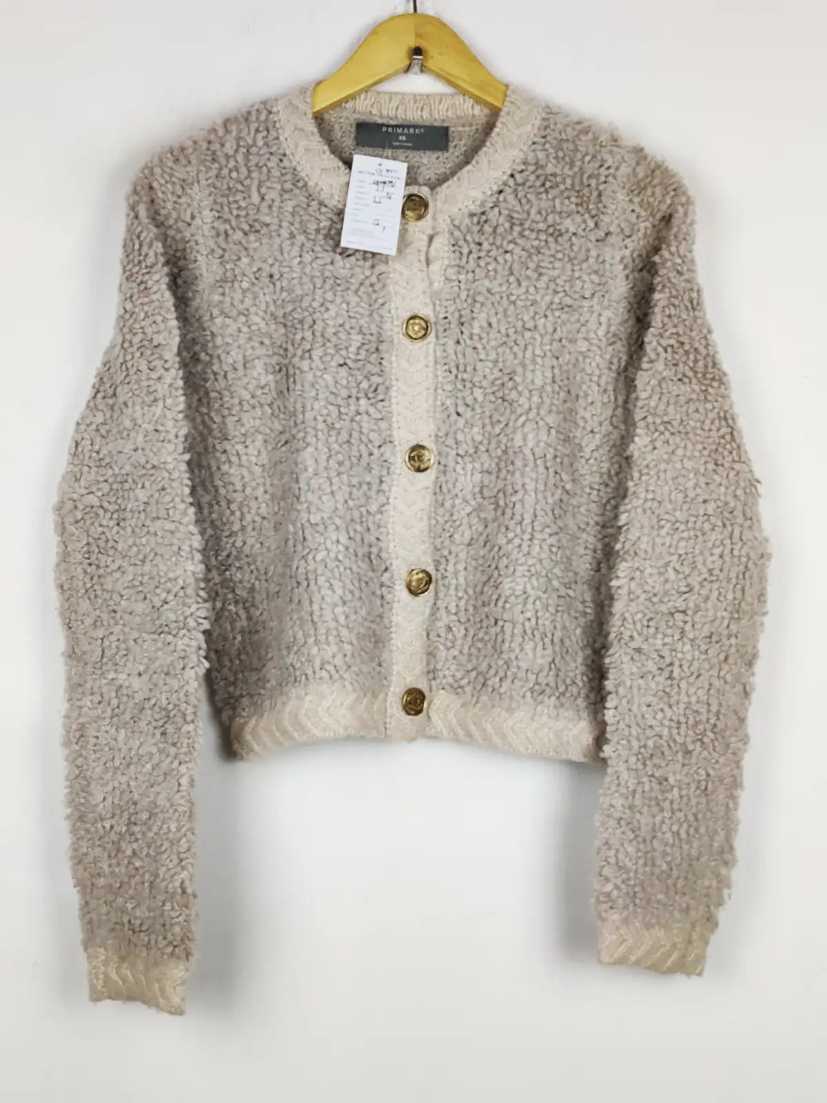 Buy online pre-used pre-loved 100% authentic & Original branded Primark (LS-19737) available in Pakistan. Top international brands avilable.