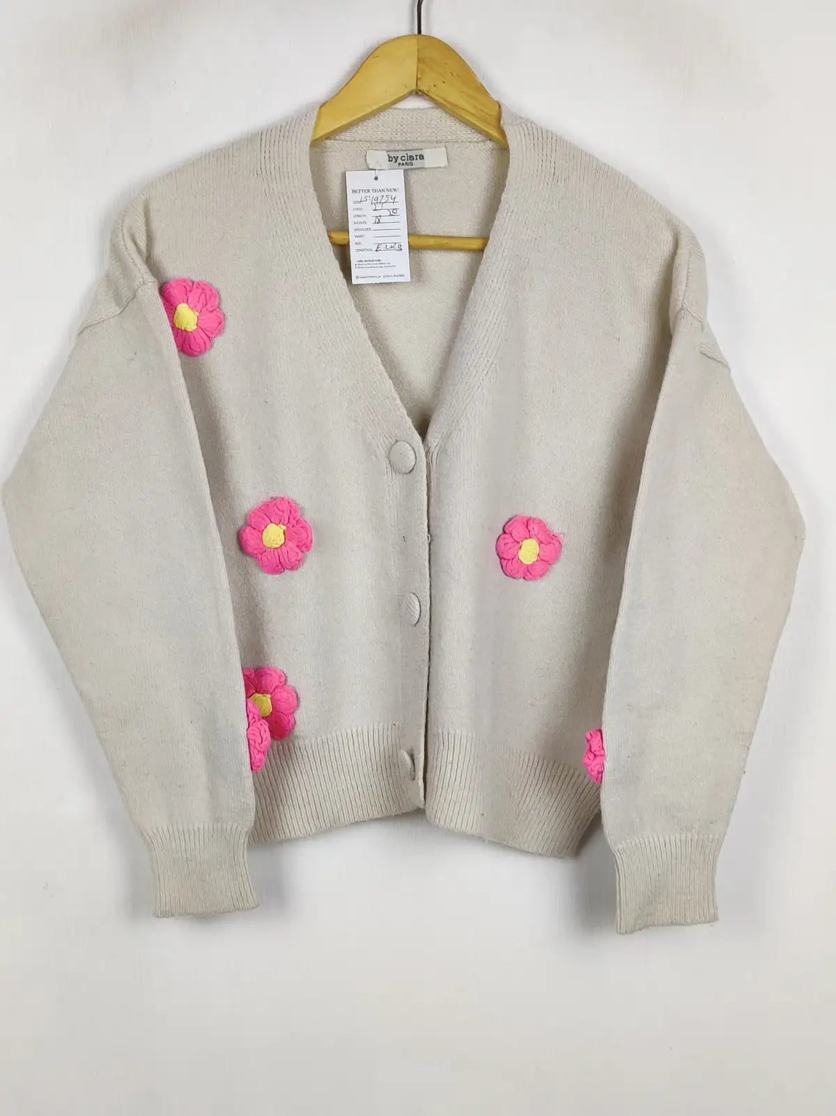 Buy online pre-used pre-loved 100% authentic & Original branded By Clara (LS-19754) available in Pakistan. Top international brands avilable.